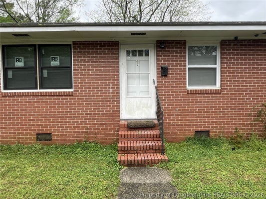 715 S 3RD ST APT 4, SMITHFIELD, NC 27577 - Image e6836a61758ecaf86da34b4f1c9c2ecf/2592054632