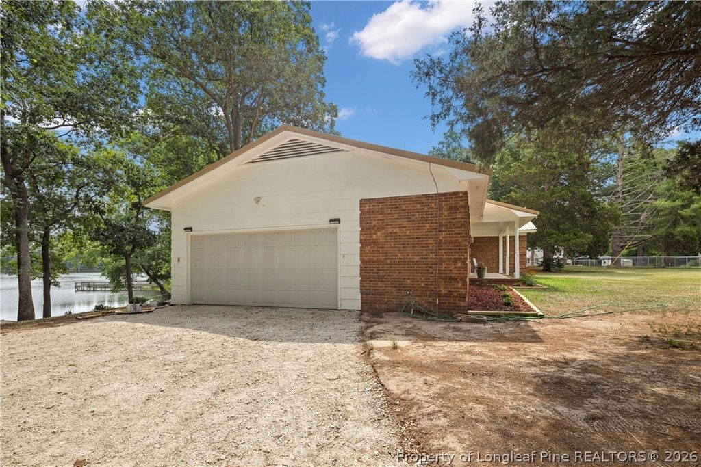 Photo of 113 Lakeview Drive, Red Springs, NC 28377 (MLS # 764126)