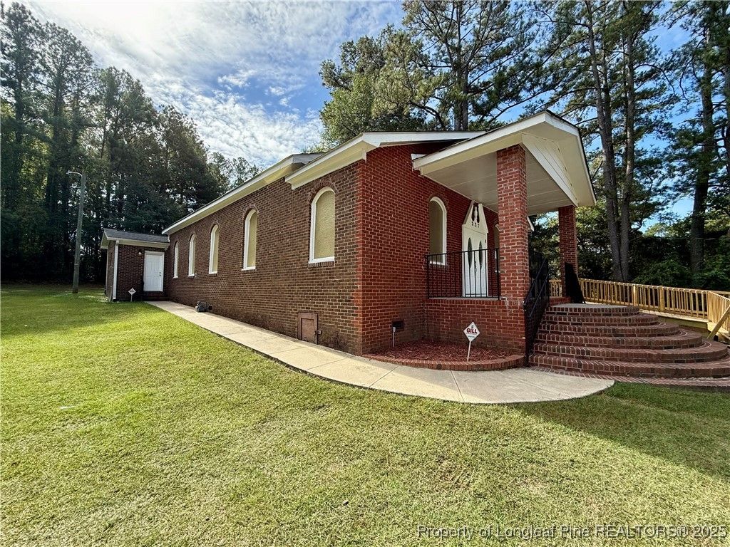 Photo of 227 Pennsylvania Avenue, Fayetteville, NC 28301 (MLS # 752740)