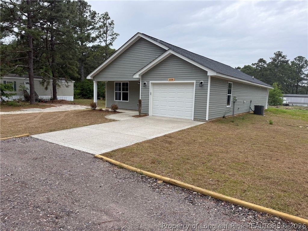 Photo of 6108 Muscat Road, Hope Mills, NC 28348 (MLS # 761797)