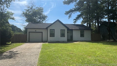 Photo of 909 Whitcomb Drive, Fayetteville, NC 28311 (MLS # 769497)