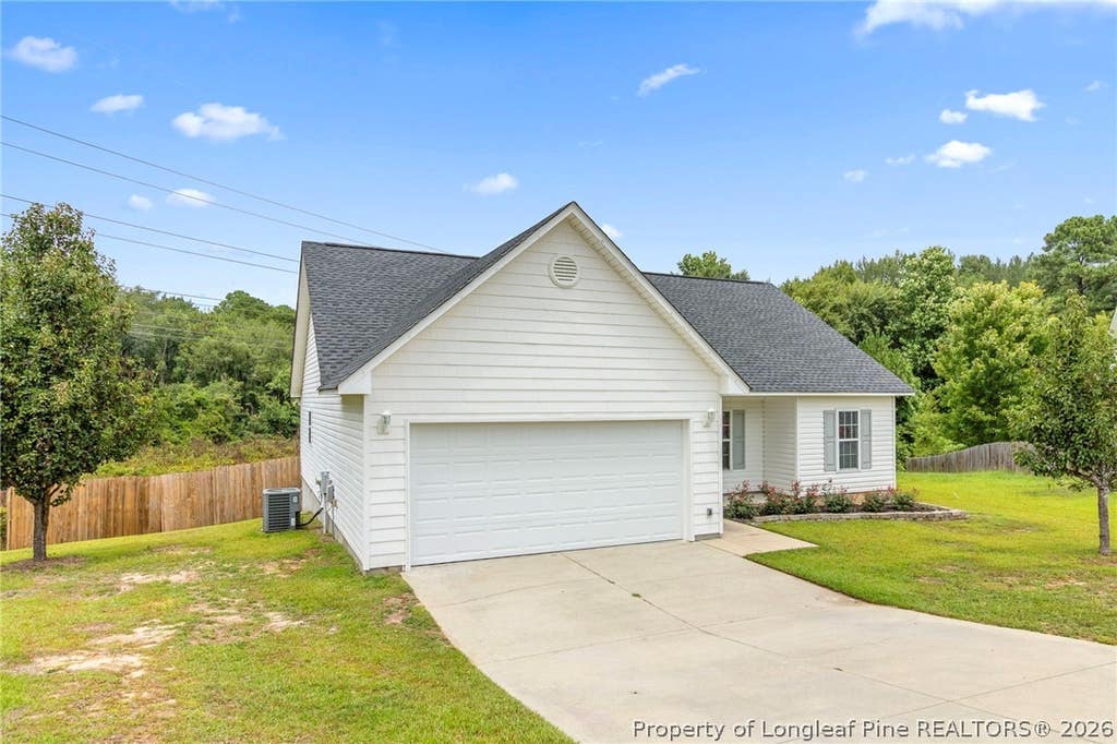 Photo of 2400 Camp Lejeune Court, Hope Mills, NC 28348 (MLS # 767166)