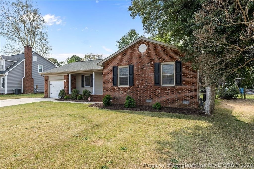 Photo of 1824 Rivergate Road, Fayetteville, NC 28304 (MLS # 759403)