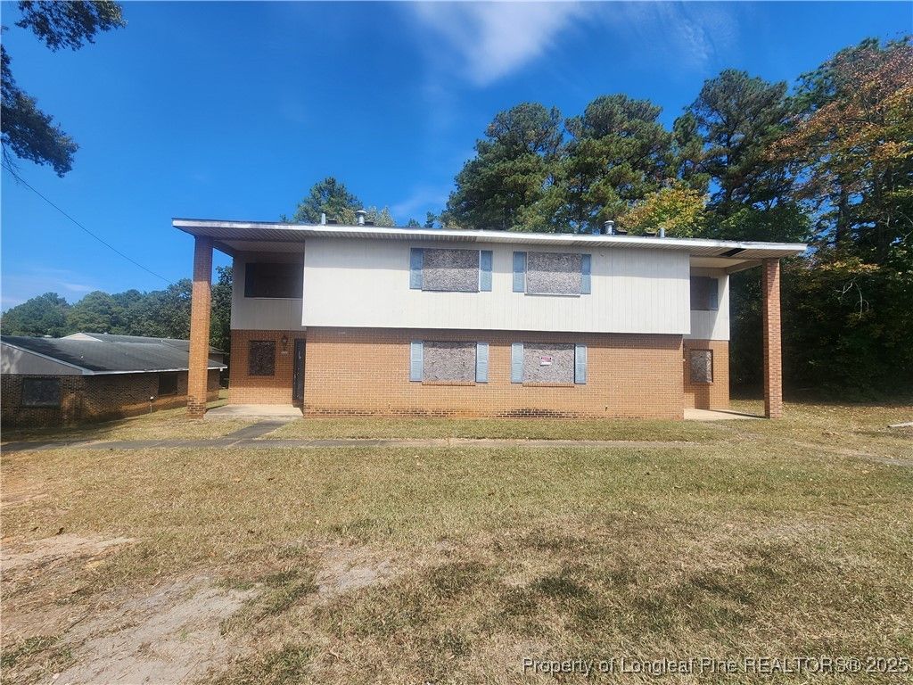 Photo of 1110 W Garden Street, Sanford, NC 27330 (MLS # 750742)