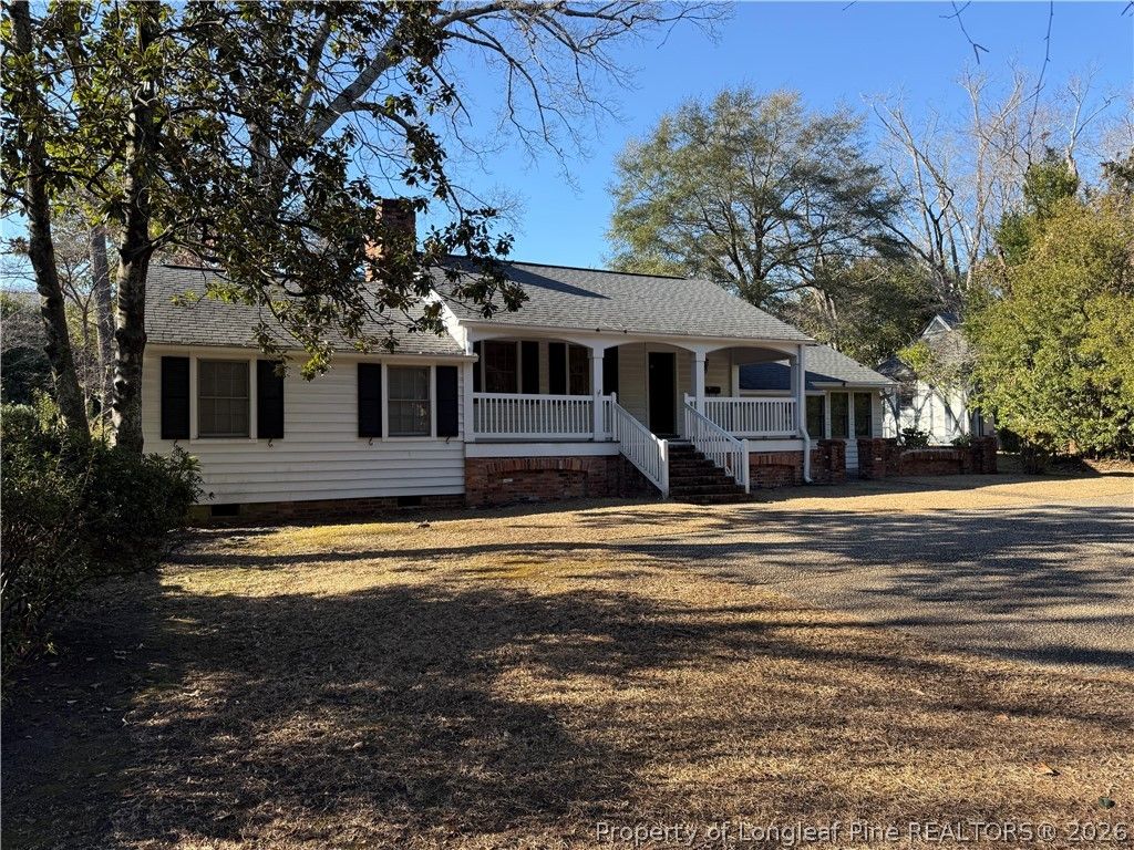 Photo of 118 Magnolia Avenue, Fayetteville, NC 28305 (MLS # 757437)