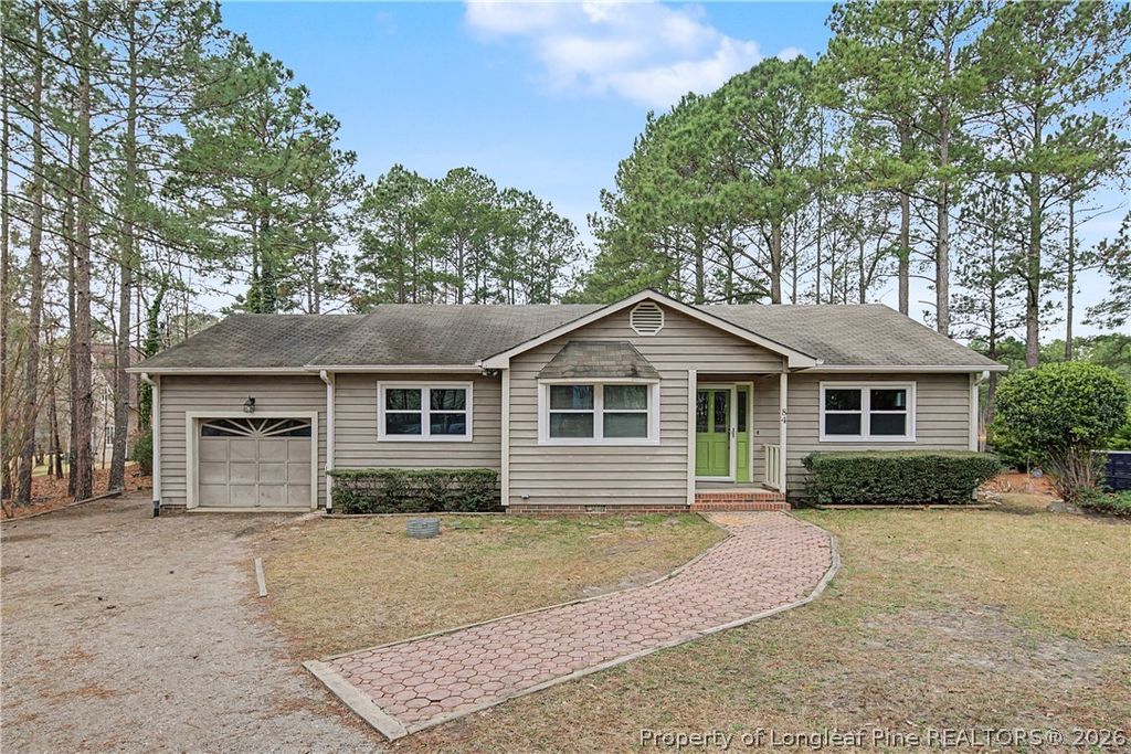 Photo of 84 Starboard Tack, Sanford, NC 27332 (MLS # 757934)