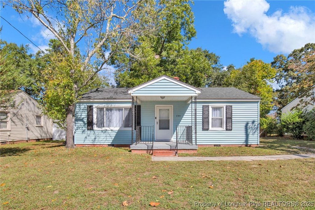 Photo of 209 N Lynn Avenue, Fayetteville, NC 28301 (MLS # 749435)