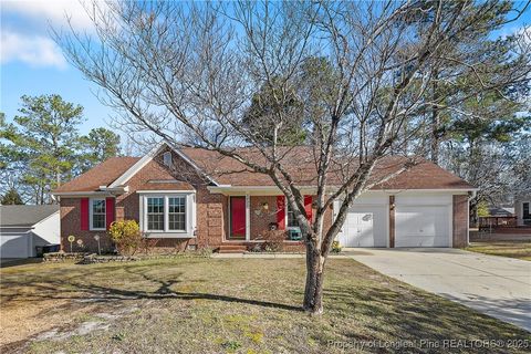 Featured picture for the property 740596