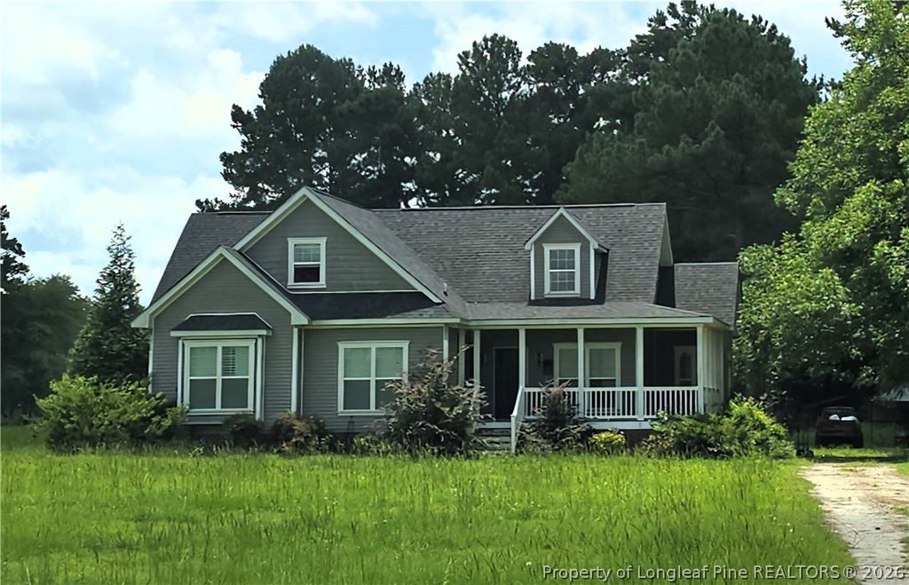 Photo of 1103 Forrest Drive, Bladenboro, NC 28320 (MLS # 764753)
