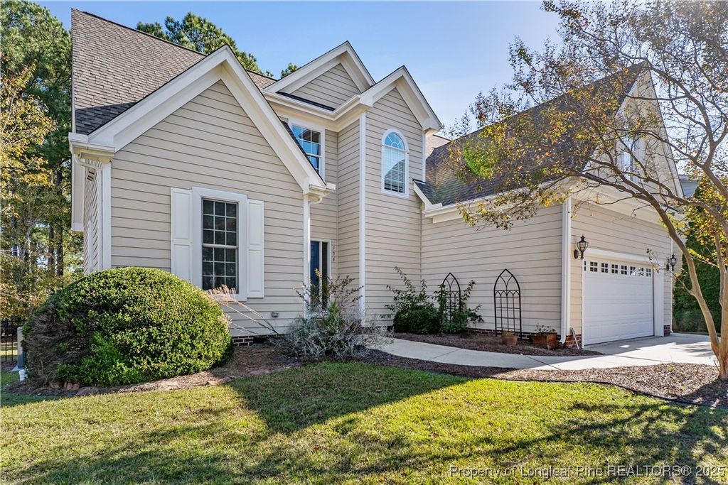 Photo of 136 Cottswold Lane, Spring Lake, NC 28390 (MLS # 752186)
