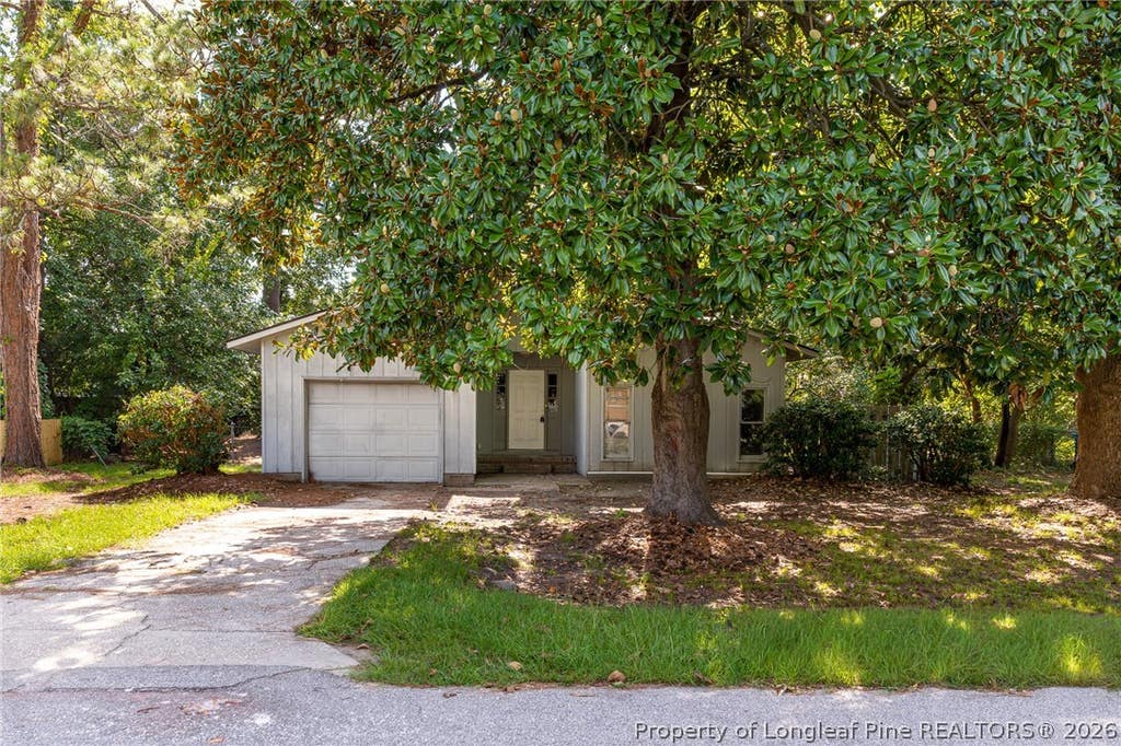 Photo of 1830 Berriedale Drive, Fayetteville, NC 28304 (MLS # 766977)