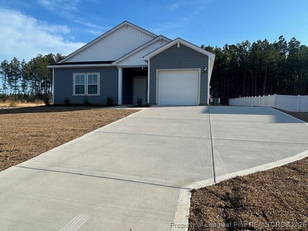 Photo of 179 Deep River Road, Aberdeen, NC 28315 (MLS # 755171)