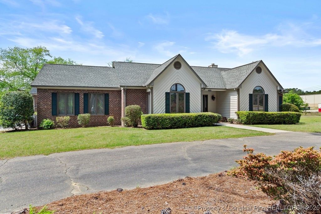 Photo of 3720 Owen Drive, Fayetteville, NC 28306 (MLS # 752785)