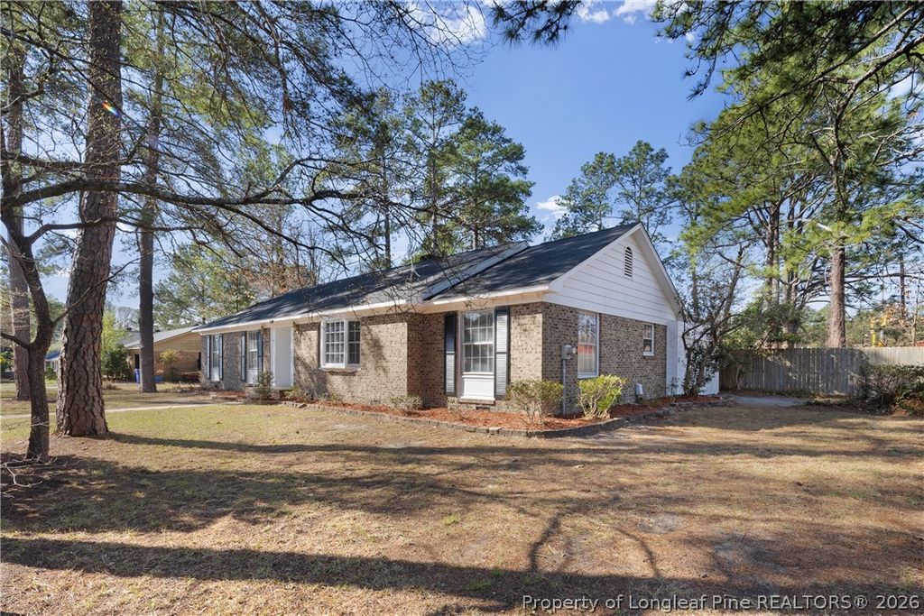 Photo of 400 Hallmark Road, Fayetteville, NC 28303 (MLS # 759061)