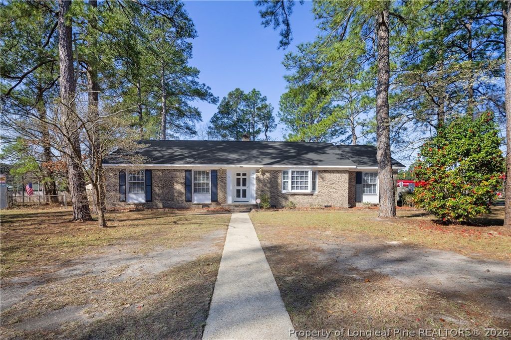Photo of 400 Hallmark Road, Fayetteville, NC 28303 (MLS # 759061)