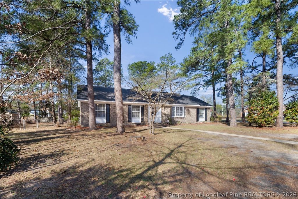 Photo of 400 Hallmark Road, Fayetteville, NC 28303 (MLS # 759061)