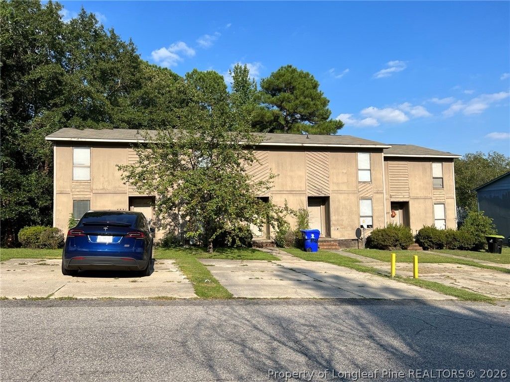 Photo of 5725 Aftonshire Drive, Fayetteville, NC 28304 (MLS # 757822)