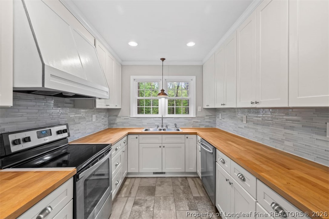 1007 Riverside Boulevard