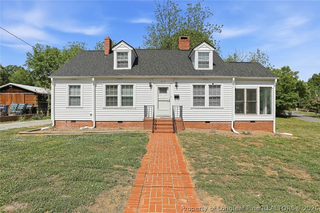 Photo of 315 S Third Avenue, Siler City, NC 27344 (MLS # 765753)