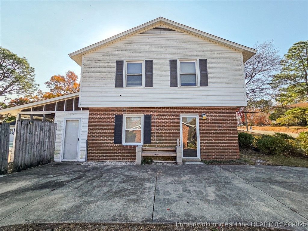 Photo of 471 Balfour Place, Fayetteville, NC 28311 (MLS # 753908)