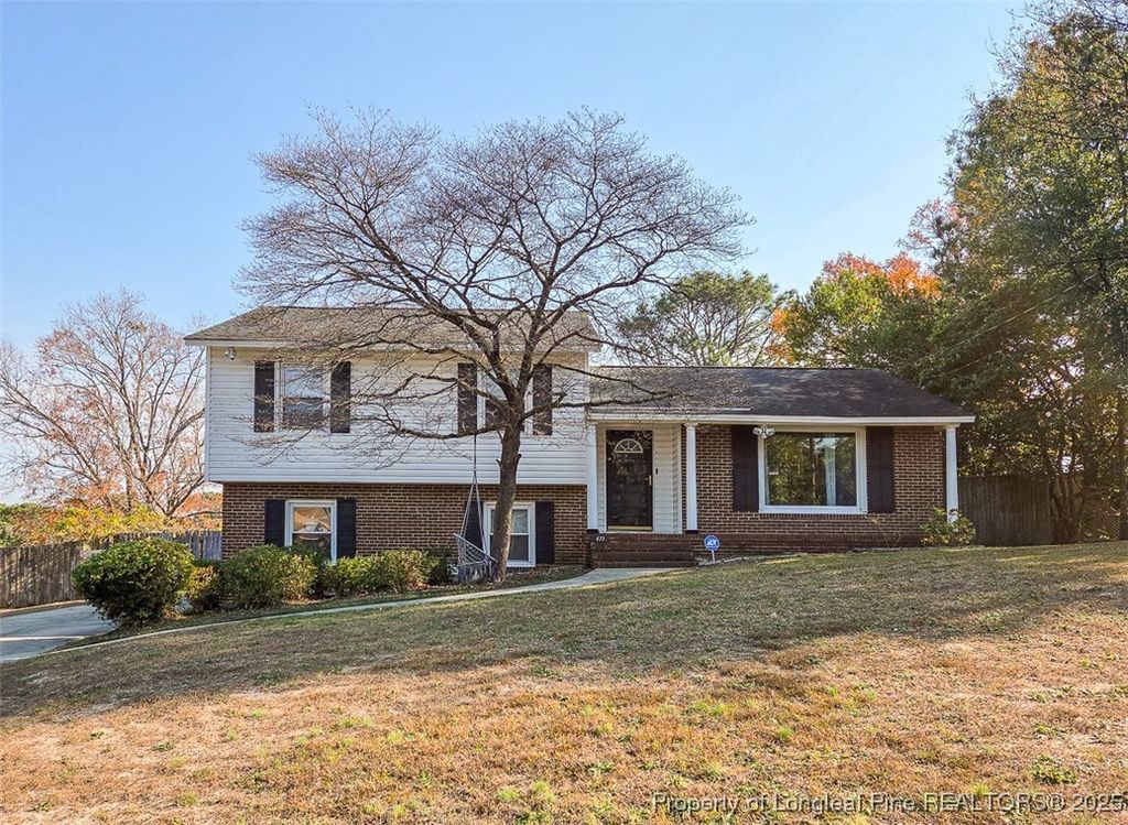 Photo of 471 Balfour Place, Fayetteville, NC 28311 (MLS # 753908)