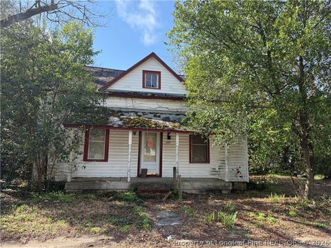 Photo of 100 Spencer Street, Fayetteville, NC 28306 (MLS # 762524)