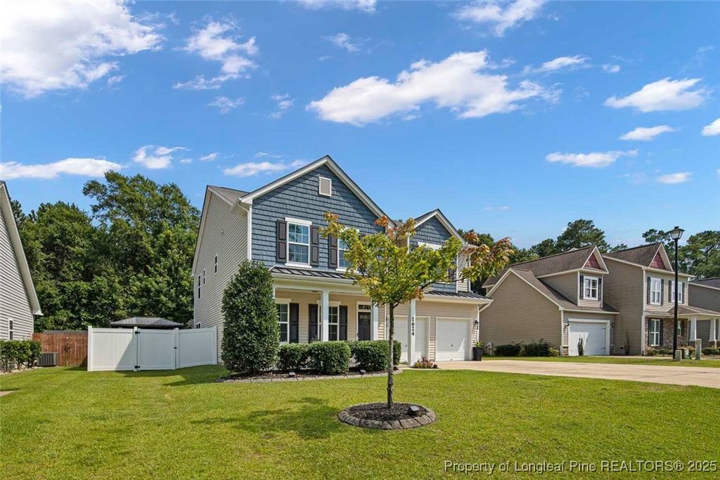 Photo of 1624 Laguardia Drive, Hope Mills, NC 28348 (MLS # 746844)