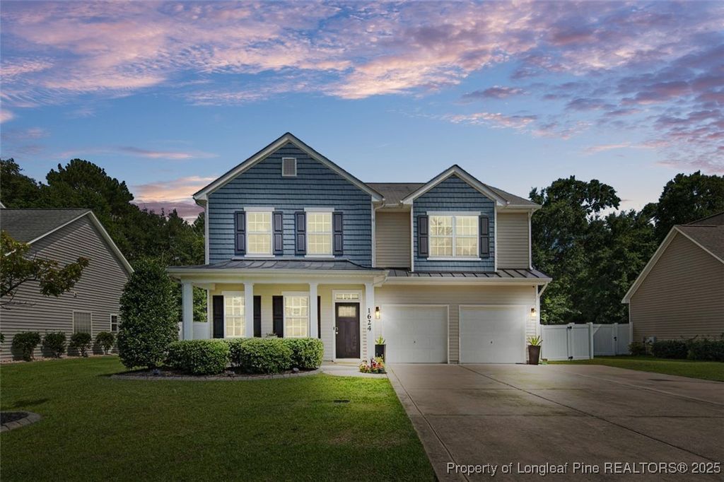 Photo of 1624 Laguardia Drive, Hope Mills, NC 28348 (MLS # 746844)