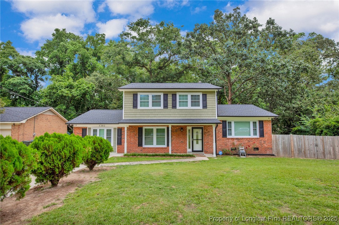 Lovely 2-Story with Vinyl Siding and Brick Veneer