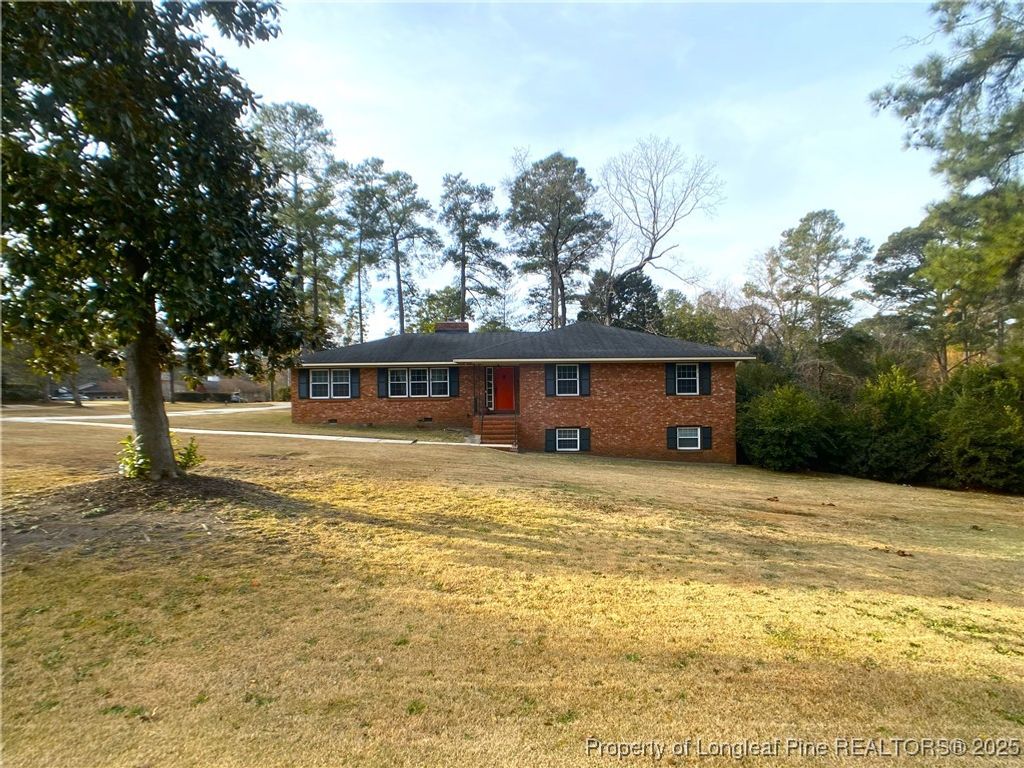 Photo of 2405 Morganton Road, Fayetteville, NC 28303 (MLS # 754731)