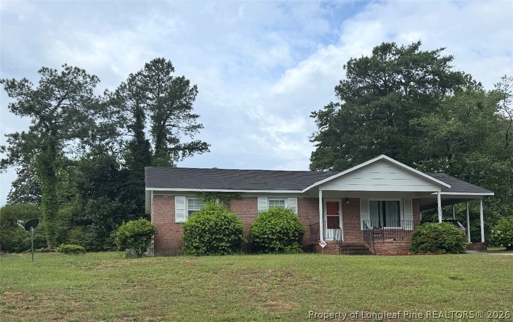 Photo of 7314 Hyannis Drive, Fayetteville, NC 28304 (MLS # 763262)