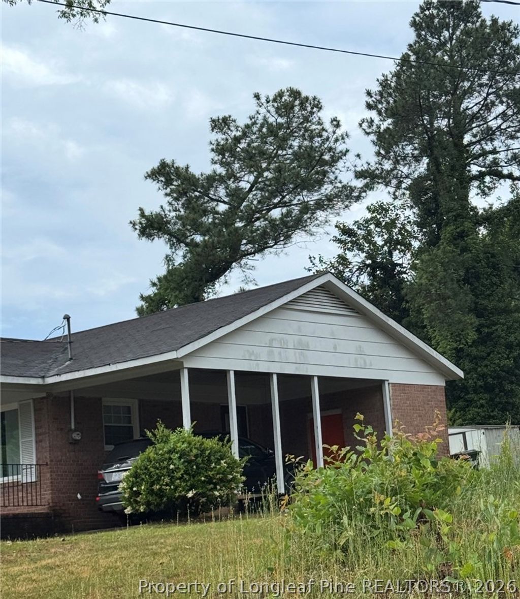 Photo of 7314 Hyannis Drive, Fayetteville, NC 28304 (MLS # 763262)