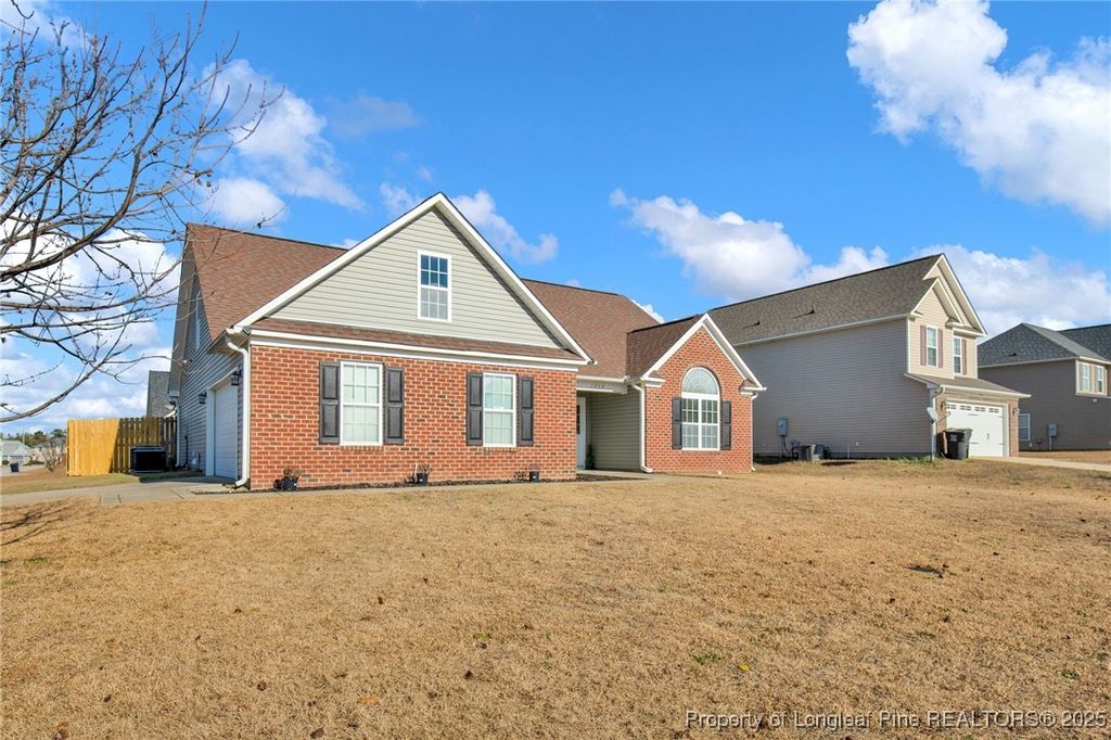 Photo of 1264 Barn Owl Drive, Fayetteville, NC 28306 (MLS # 754653)