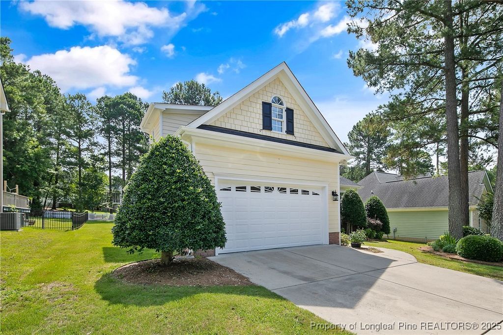 Photo of 196 Leaning Pine Circle, Spring Lake, NC 28390 (MLS # 749883)