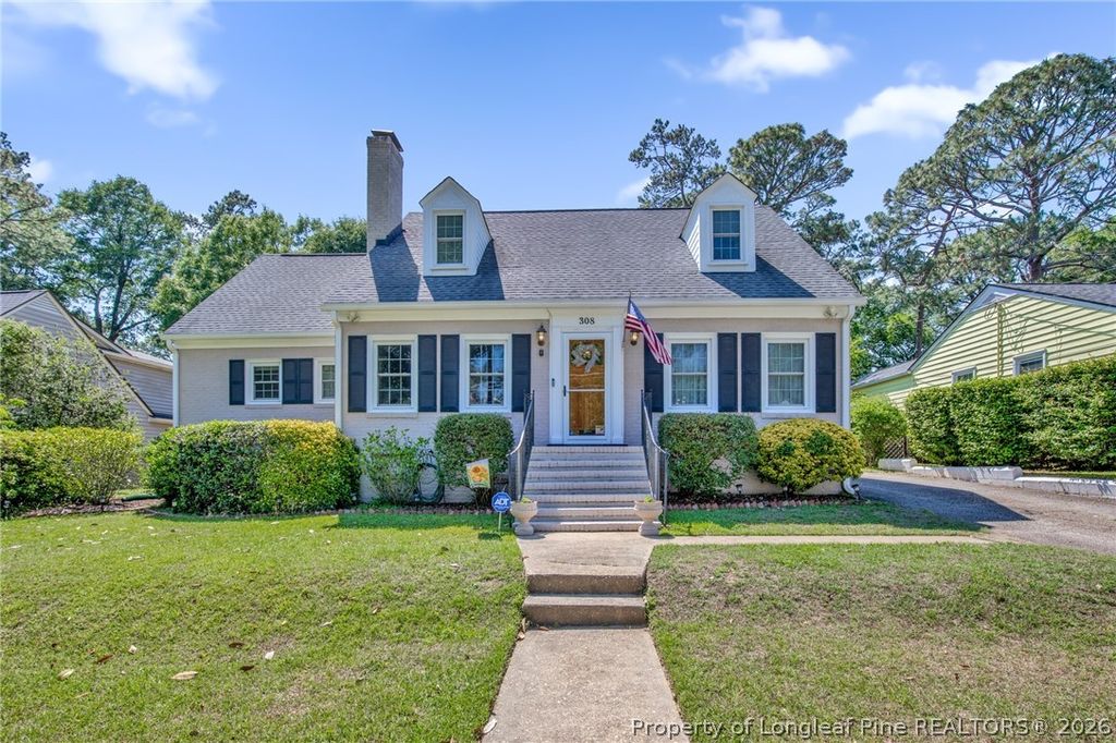 Photo of 308 Valley Road, Fayetteville, NC 28305 (MLS # 762490)