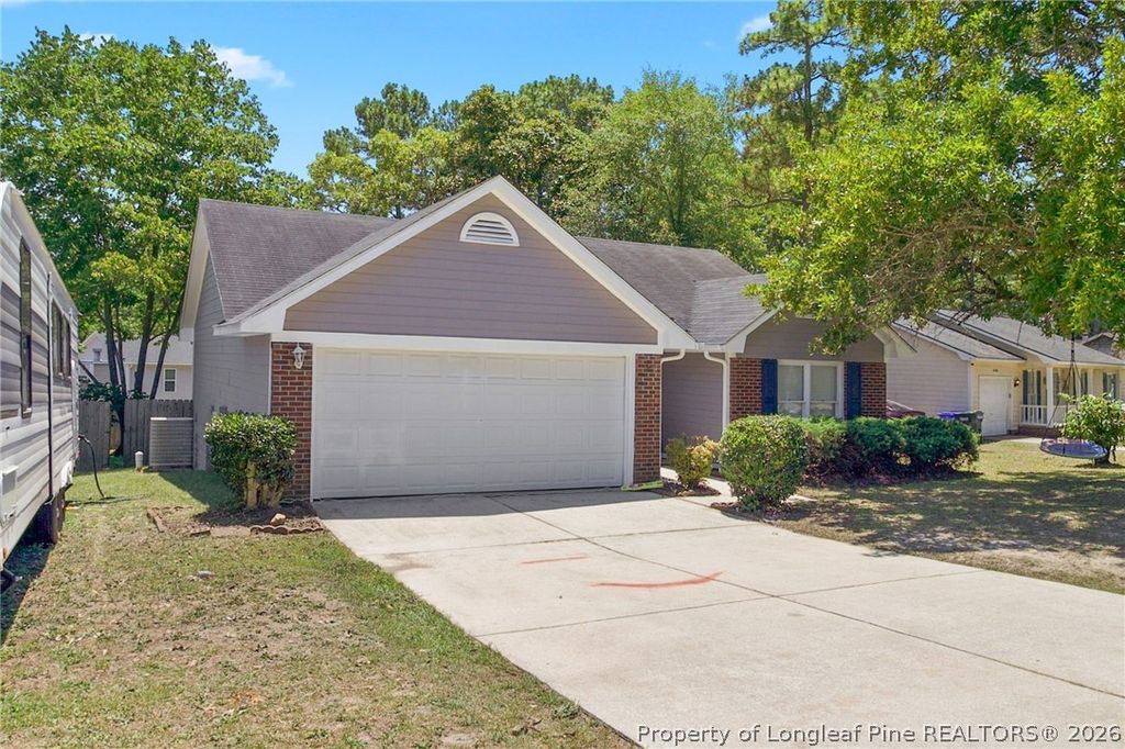 Photo of 6465 Sudbury Drive, Fayetteville, NC 28304 (MLS # 763910)