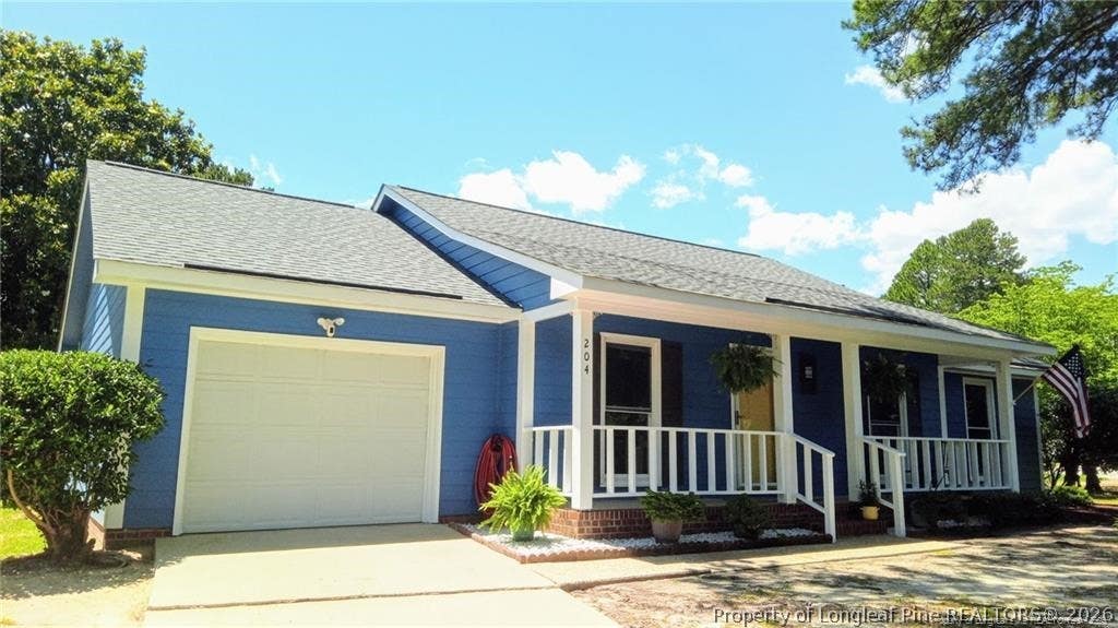 Photo of 204 Bayfield Loop, Fayetteville, NC 28314 (MLS # 767992)