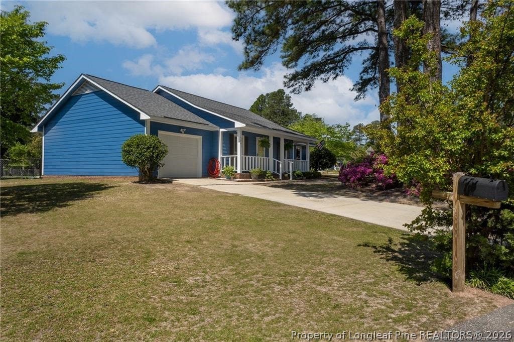 Photo of 204 Bayfield Loop, Fayetteville, NC 28314 (MLS # 767992)
