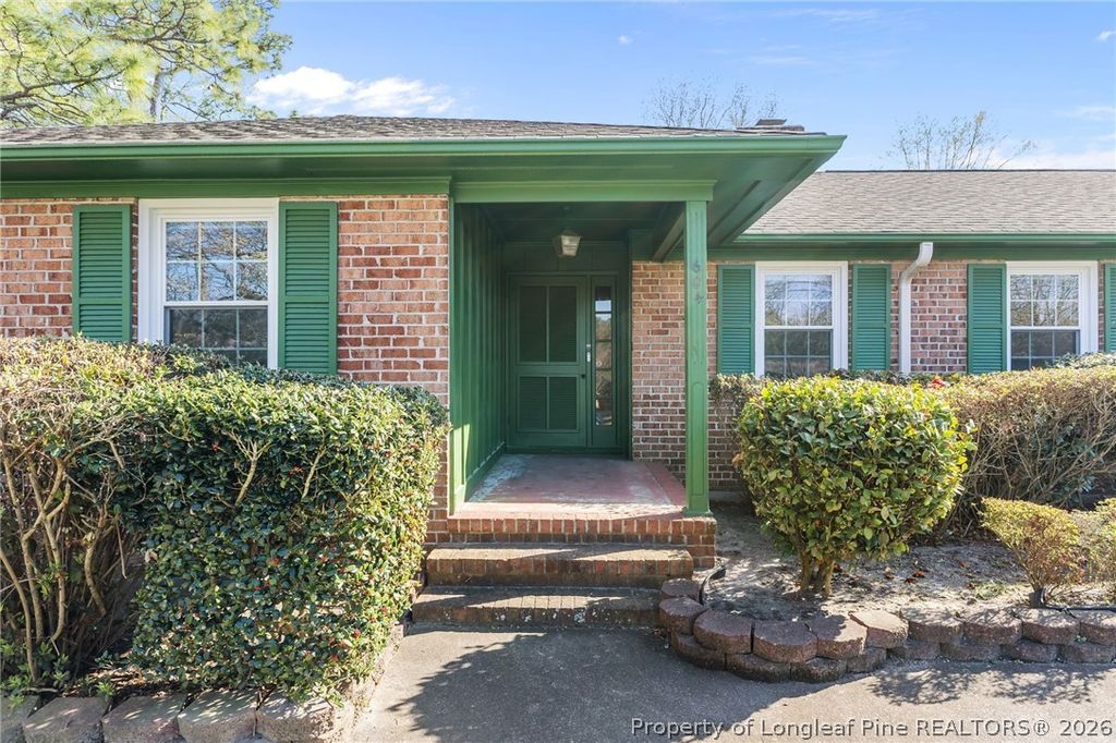 Photo of 604 Dandridge Drive, Fayetteville, NC 28303 (MLS # 758634)