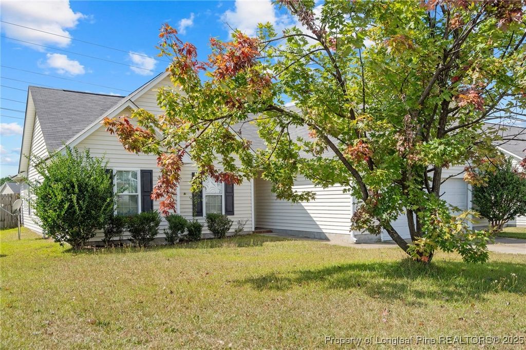 Photo of 2416 Camp Lejeuene Court, Hope Mills, NC 28348 (MLS # 750194)