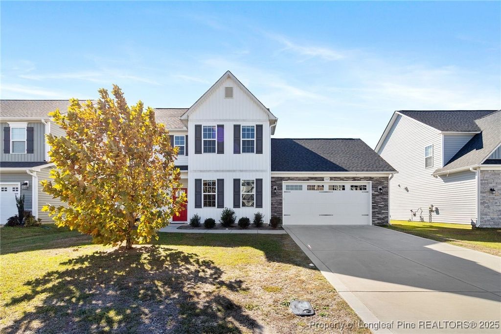 Photo of 1664 Seattle Slew Lane, Hope Mills, NC 28348 (MLS # 753196)