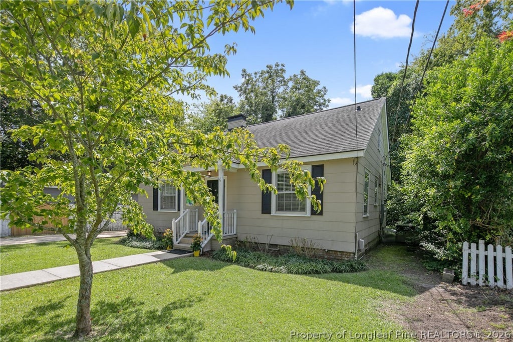 Photo of 1405 Morgan Lane, Fayetteville, NC 28305 (MLS # 769425)