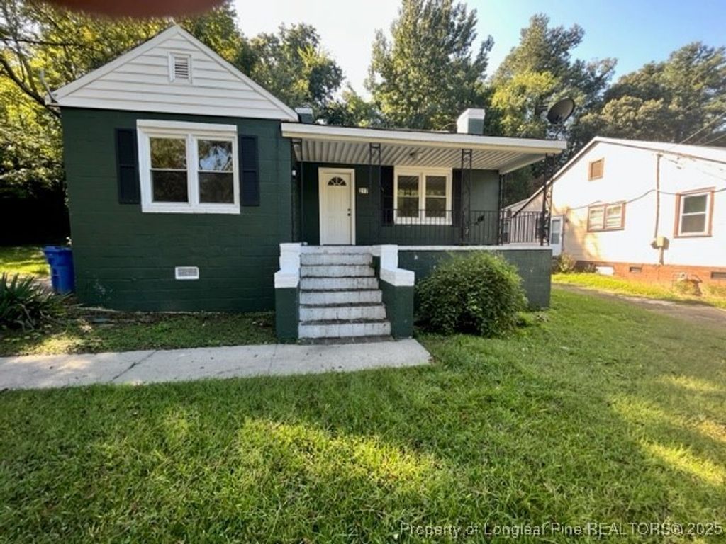 Photo of 217 sunset Avenue, Fayetteville, NC 28301 (MLS # 753783)