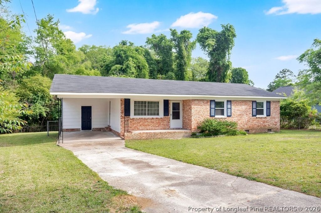 Photo of 2627 Dumbarton Road, Fayetteville, NC 28306 (MLS # 762612)