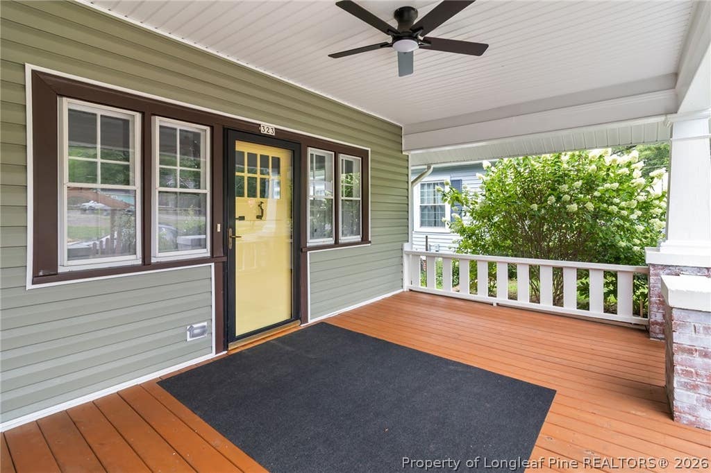 Photo of 323 N Steele Street, Sanford, NC 27330 (MLS # 766826)