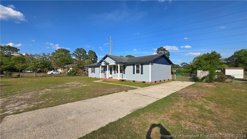 Photo of 3611 Kenny Drive, Hope Mills, NC 28348 (MLS # 762043)