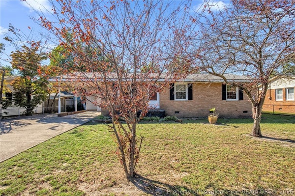 6569 WINTHROP DR, FAYETTEVILLE, NC 28311 - Image f1ea14528bcf4cb38feceaa719985f1d/833818842