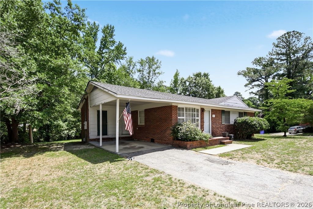 Photo of 202 Onie Court, Fayetteville, NC 28314 (MLS # 762424)