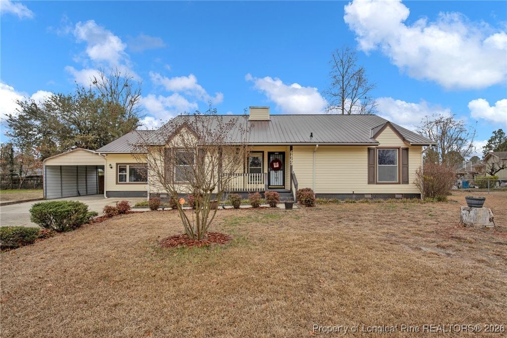 Photo of 6863 Beaverstone Drive, Fayetteville, NC 28314 (MLS # 754439)