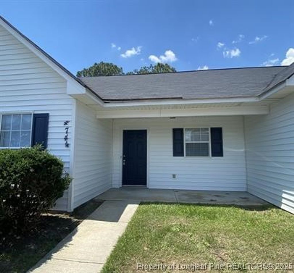 Photo of 4744 Banks Court, Hope Mills, NC 28348 (MLS # 743678)